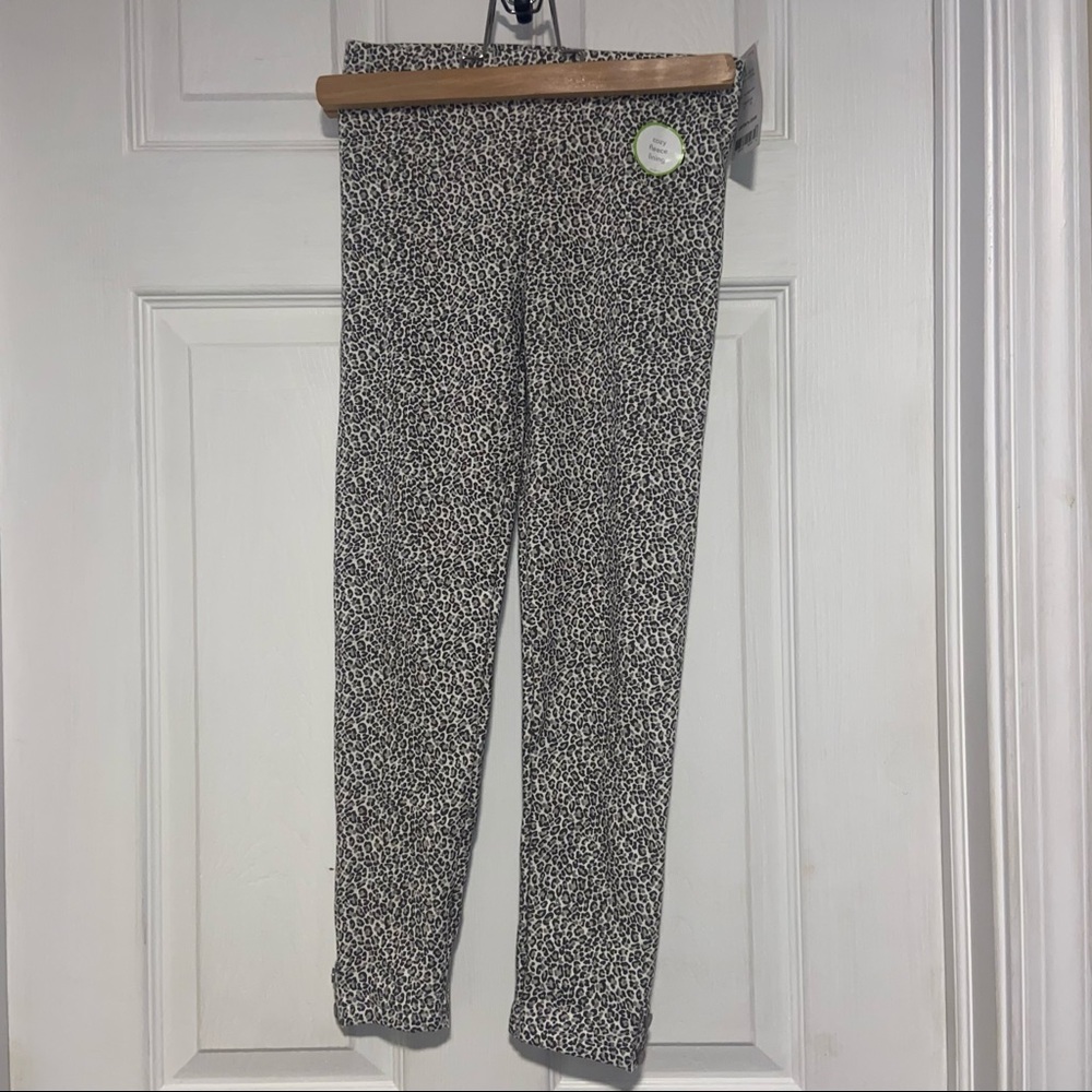 NWT Carter’s girls leggings size 8 animal print cheetah leopard